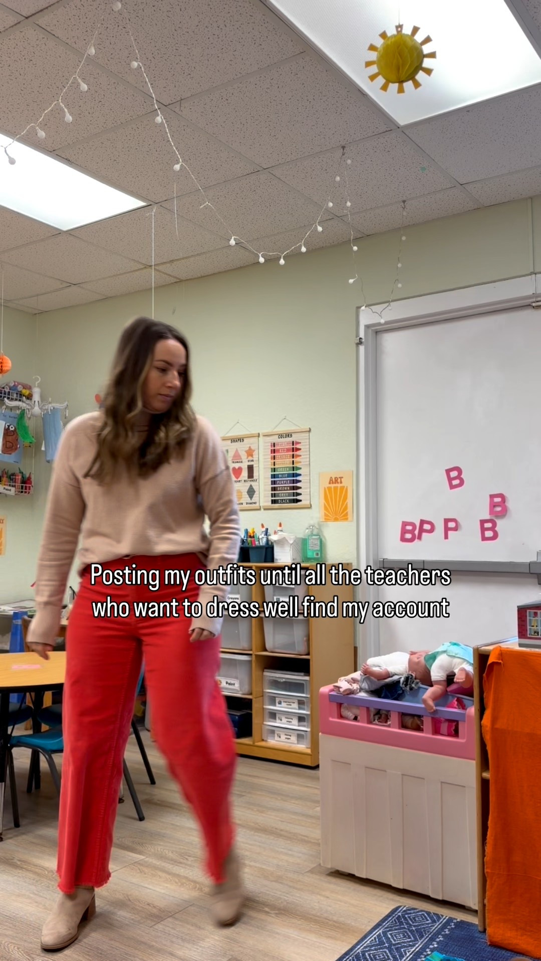 Calling all teachers who want an easy style guide to make mornings less hectic! 

#LTKWorkwear #LTKootd #LTKgrwm