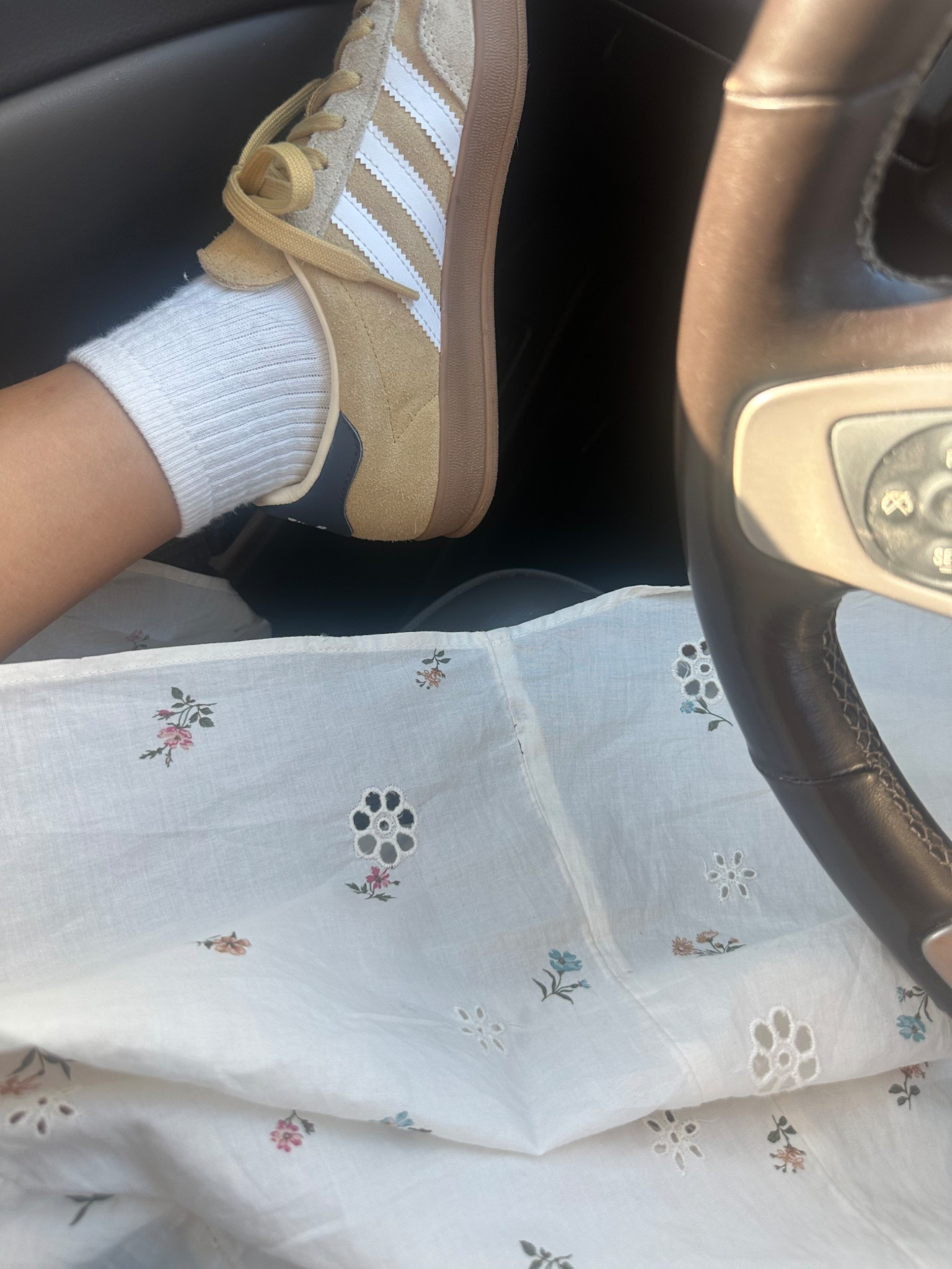 it may be fall but it still feels like summer and 88 degrees outside

#LTKShoeCrush #LTKFindsUnder50 #LTKSeasonal