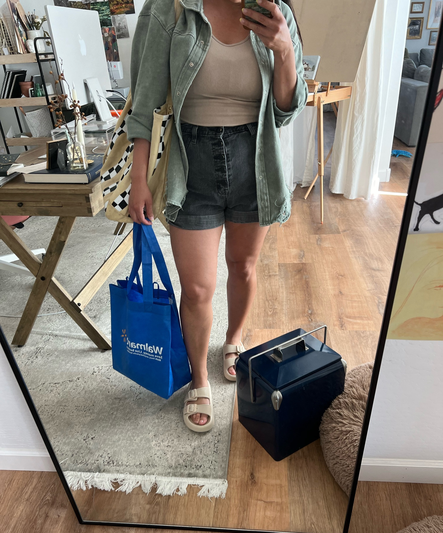 Soccer mom mode activated lol 

#LTKfamily #LTKfindsunder50 #LTKstyletip