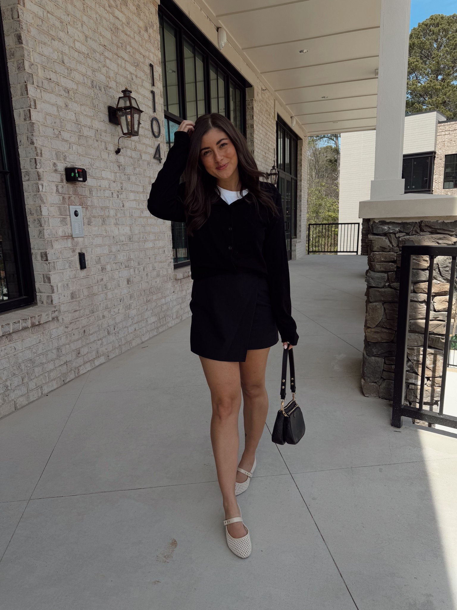 Transitional spring look🖤




#LTKSeasonal #LTKShoeCrush #LTKStyleTip