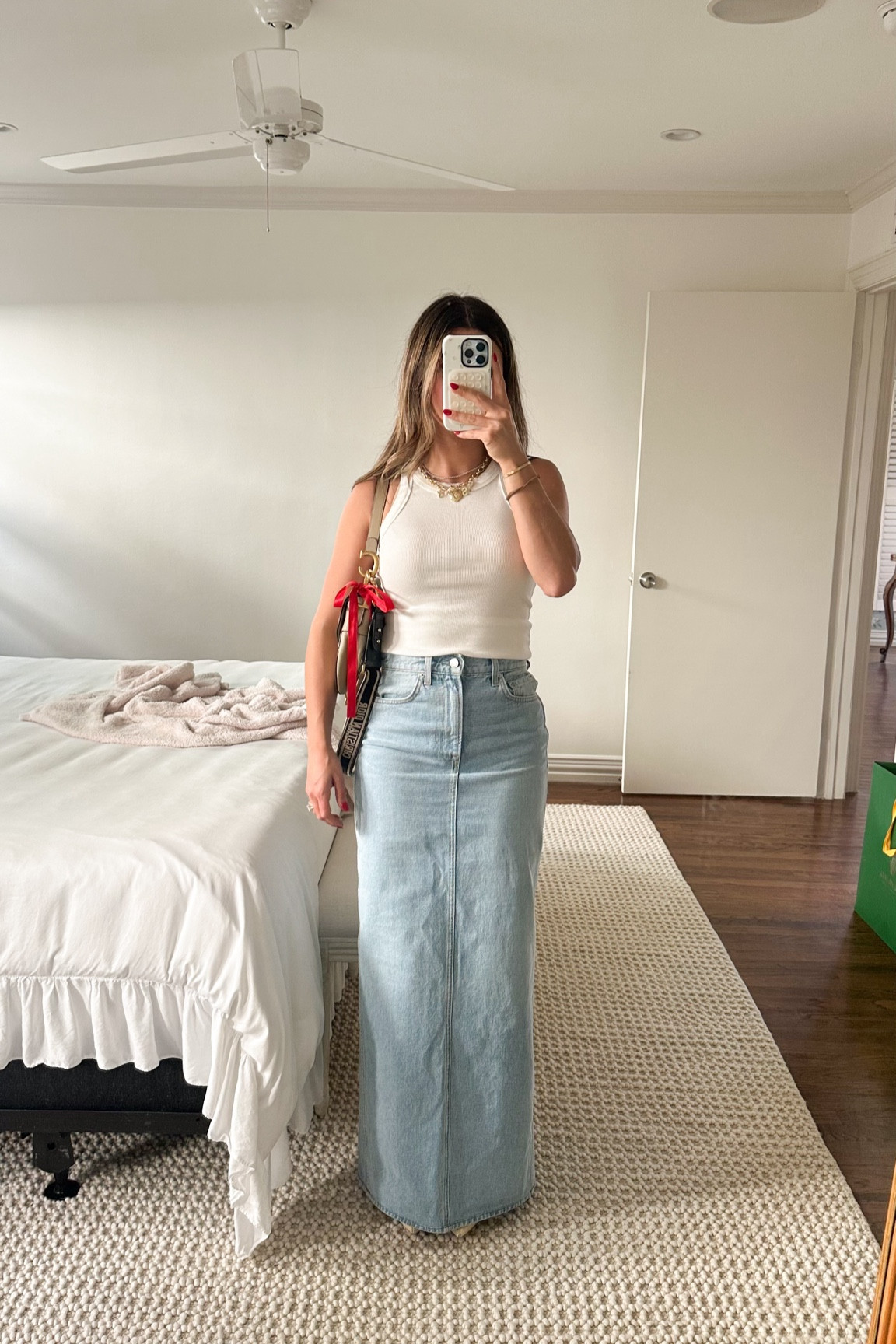 Opening Day OOTG!⚾️💙🩵❤️

Tank - xs 
Skirt - 26 
Shoes - TTS