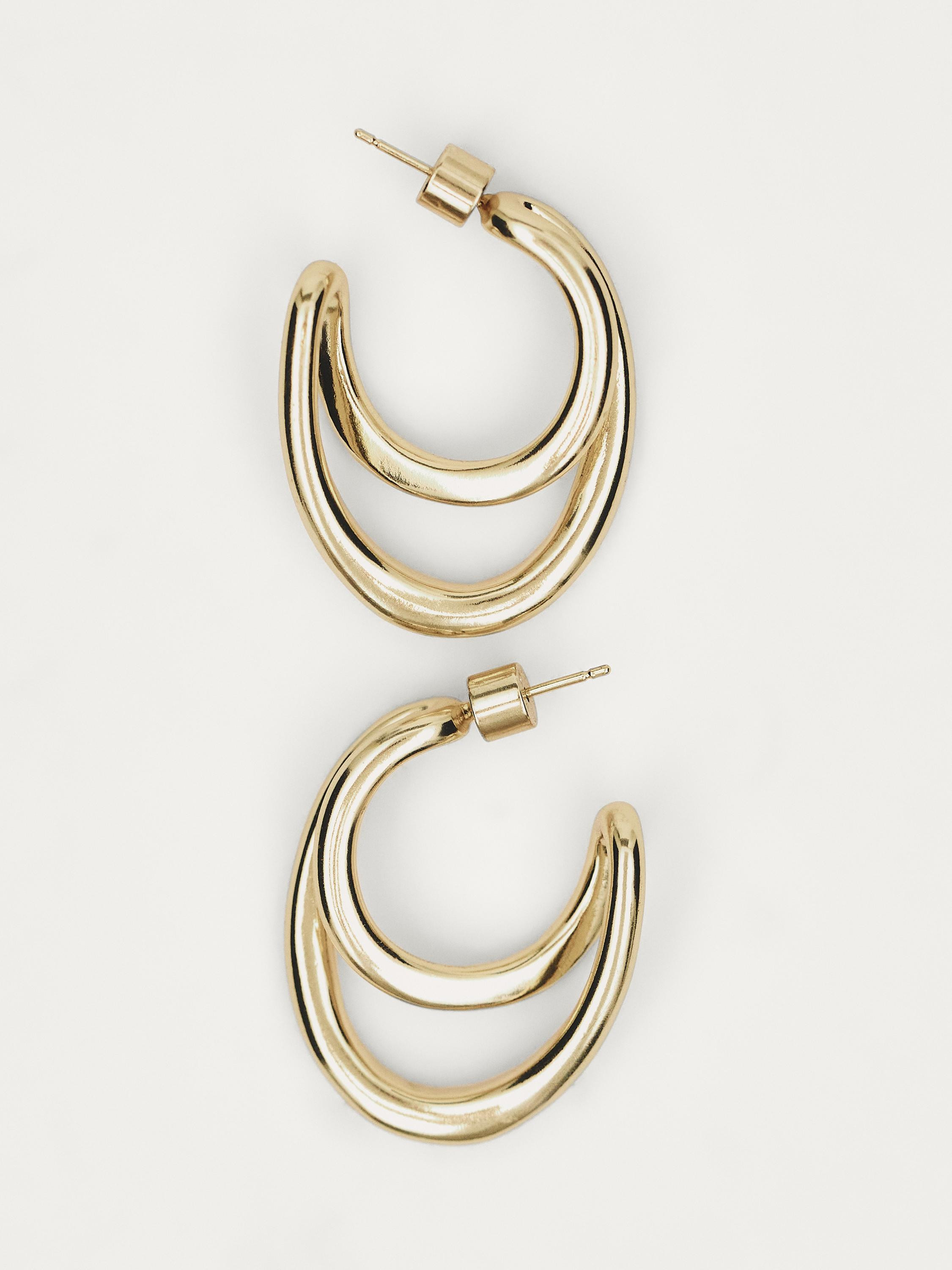 Oval hoop earrings | Massimo Dutti US