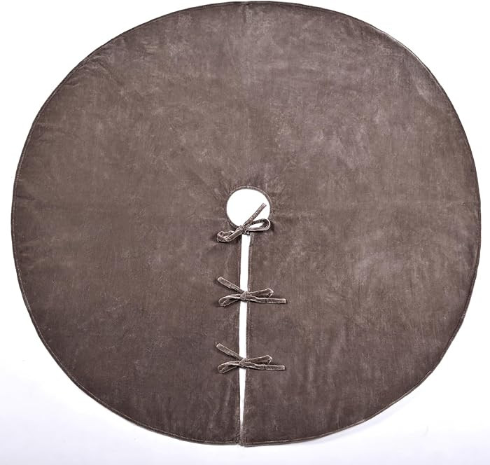 CG Hunter Holiday Collection 60-Inch Velvet Espresso Christmas Tree Skirt, Premium Christmas Deco... | Amazon (US)