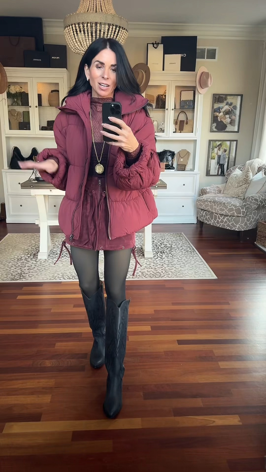 
These @freepeople pieces are just too good not to share🙌🏻 And today when you spend $150 you get $100 to use in a future purchase👏🏼 Simply like this post and comment “Free People” and I’ll send all the details straight to your inbox👌🏼

#freepeoplepartner #freepeopletryon #fallstyle #freepeople #holidaystyle
#barreljeans #falloutfitideas #westernboots #chorejacket


#LTKStyleTip #LTKGiftGuide #LTKSaleAlert