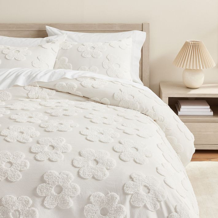 Daisy Clipped Jacquard Duvet Cover | Pottery Barn Teen