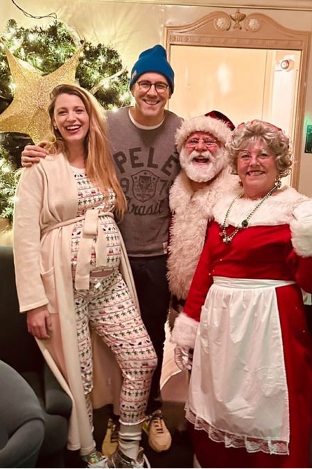 Sale alert! Shop, Blake lively’s elf long. John pajama set perfect for Christmas.


#LTKSeasonal #LTKGiftGuide #LTKHoliday