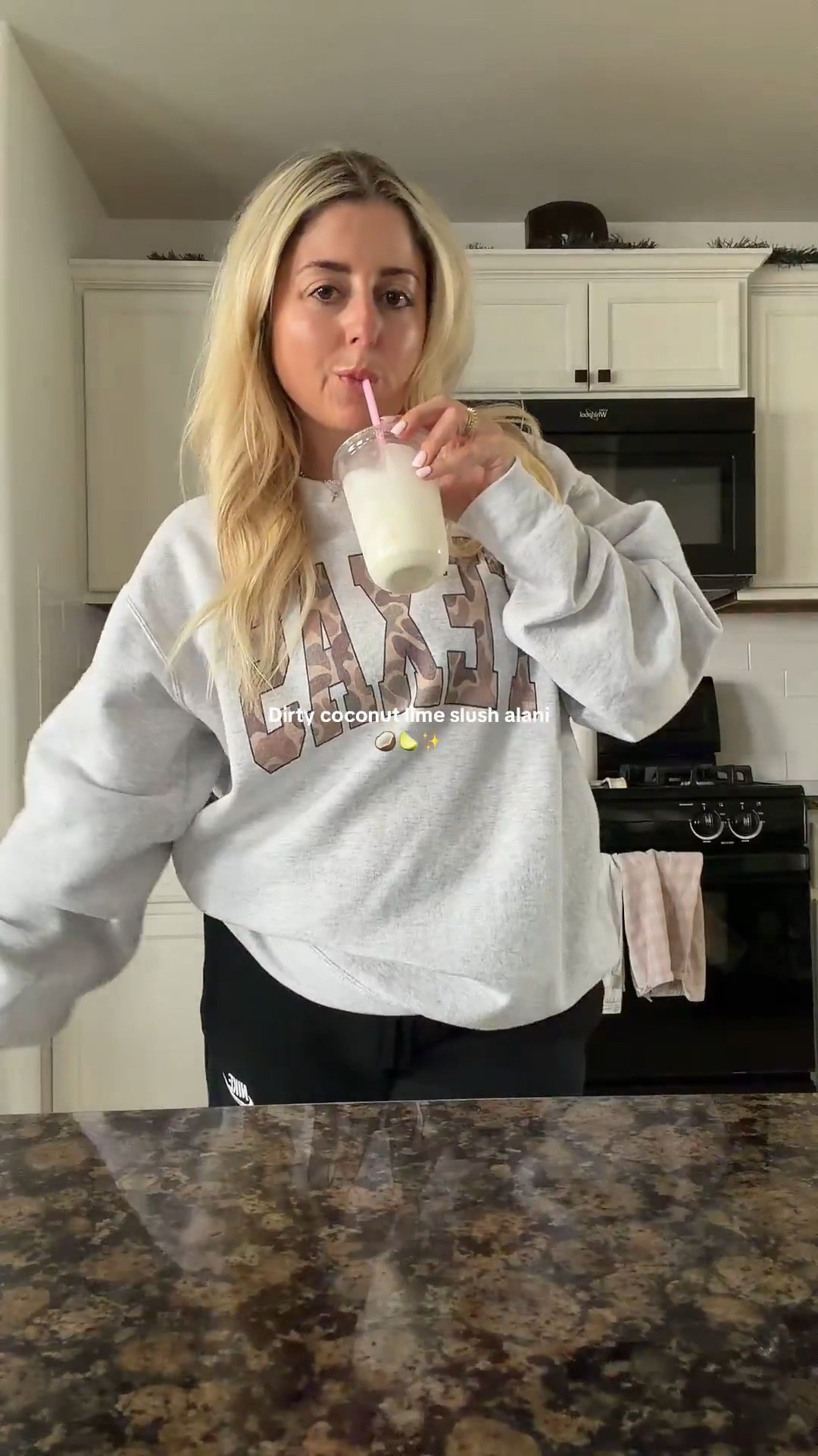 Dirty coconut lime slush alani🍋‍🟩🥥✨