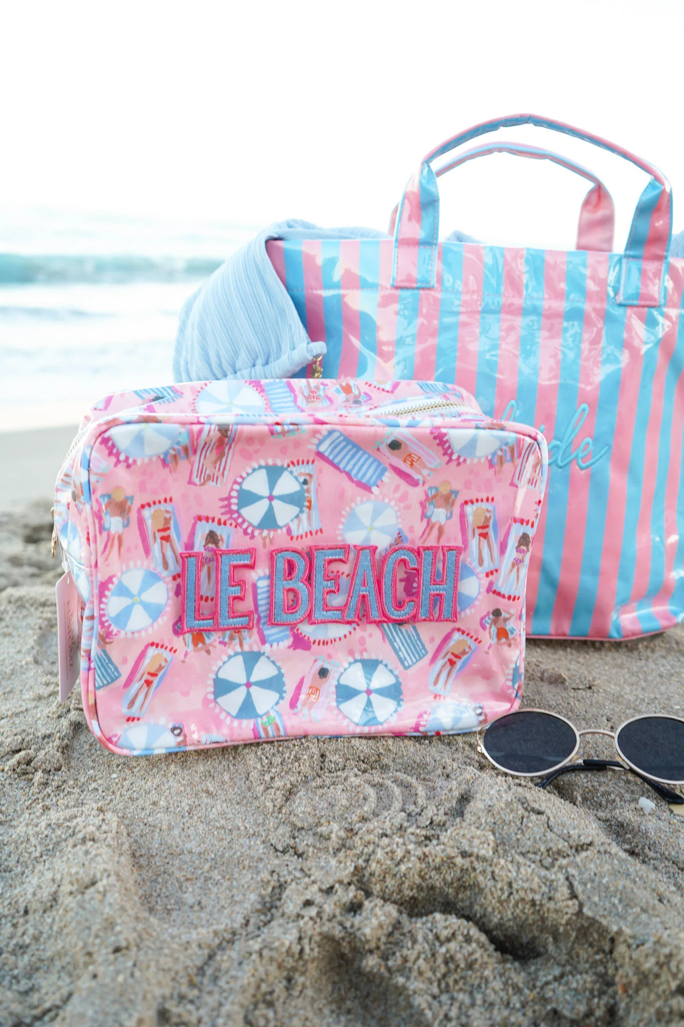 Le Beach - Pink Beach Clear Coat XL Bag | KenzKustomz