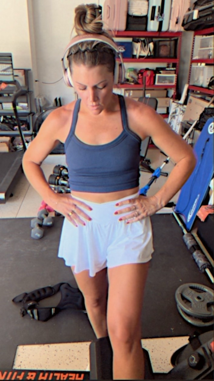Recent workout fit. Some of my top faves I have in multiple colors!! Smalls both.