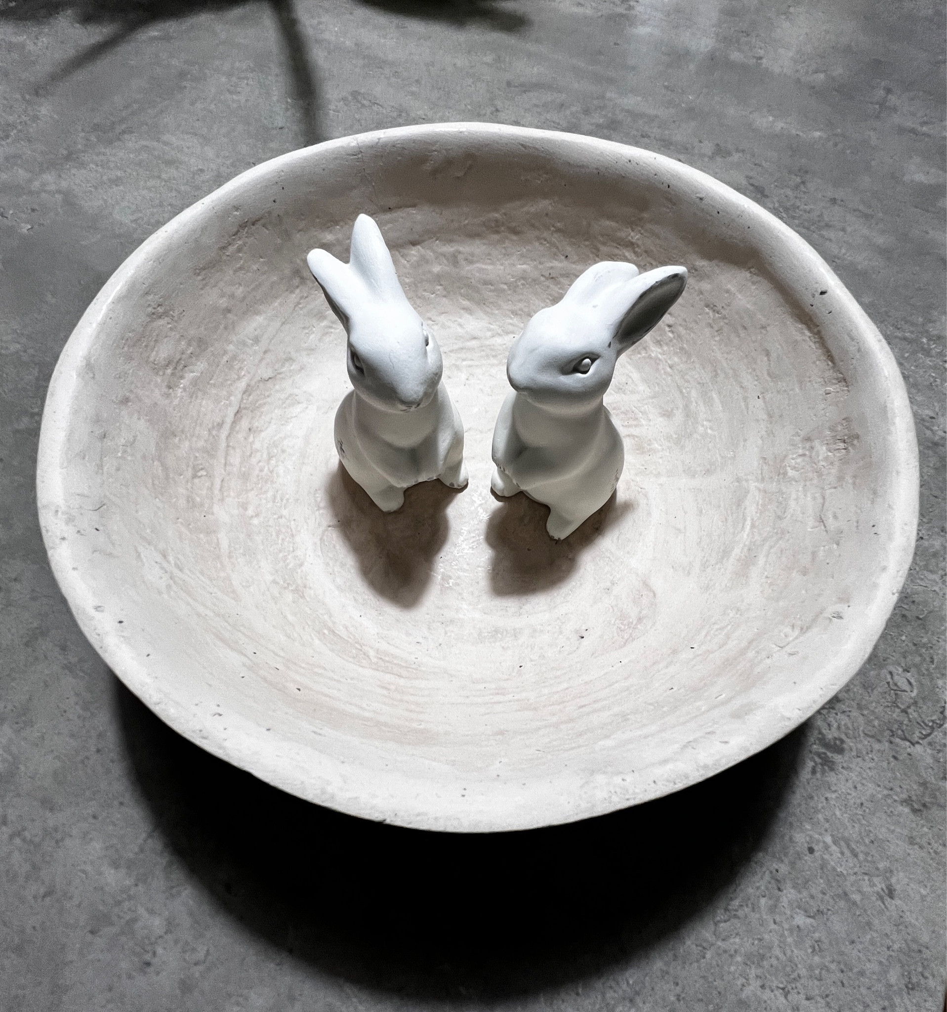 Today’s adorable little finds 🐰 (The exact bunnies in this bowl are from the dollar section in the front of target)

#LTKSeasonal #LTKhome #LTKSpringSale