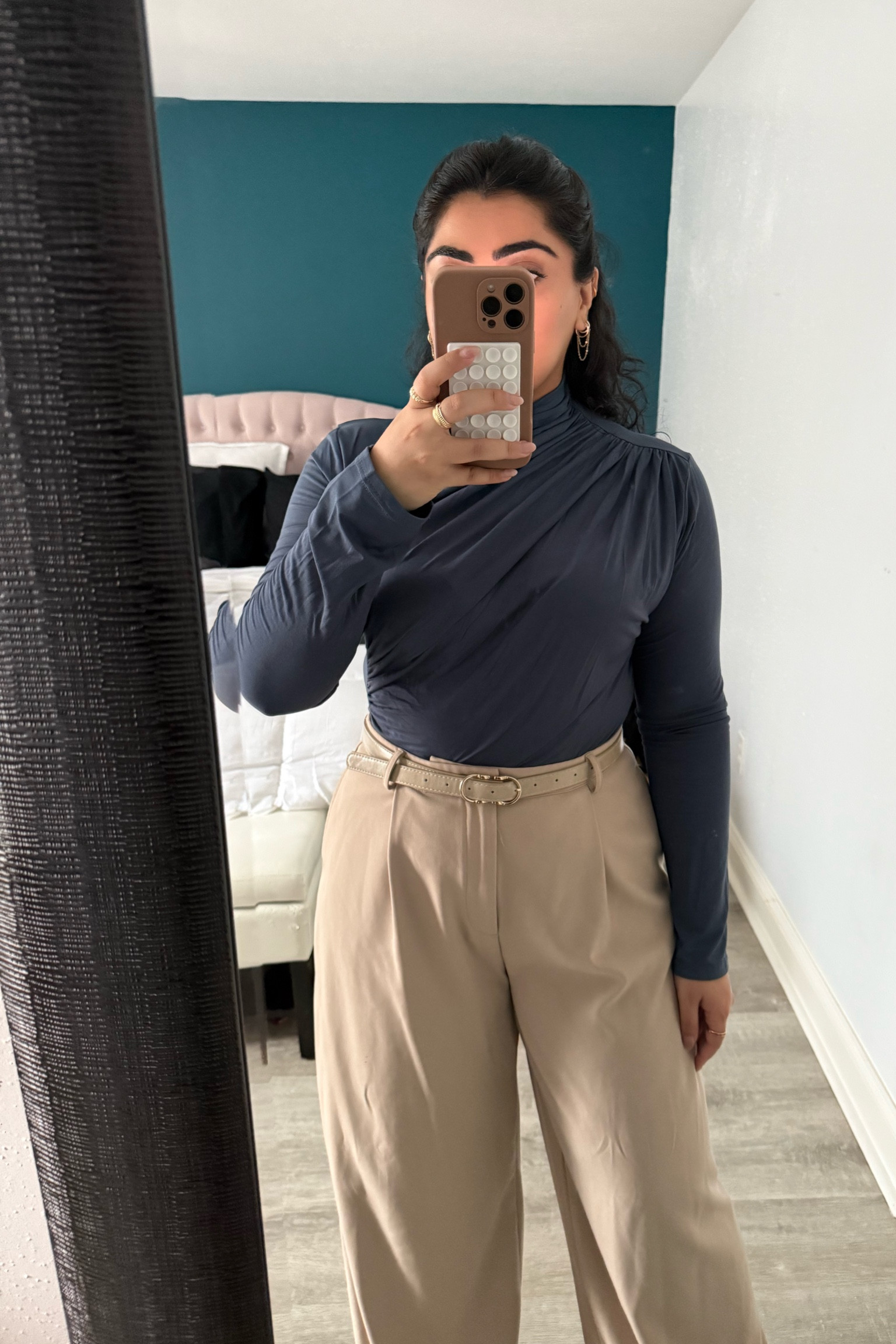 A fun and modest work top 

#LTKStyleTip #LTKMidsize #LTKFindsUnder50