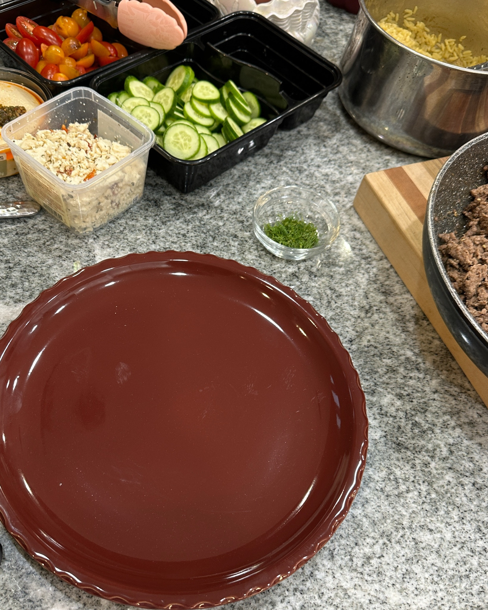Pinched Edge Stoneware Dinner Plate Burgundy - Hearth & Hand™ with Magnolia. My New Fall kitchenware to serve my Mediterranean Lamb meal. #kitchenware #plates #homecook #foodie