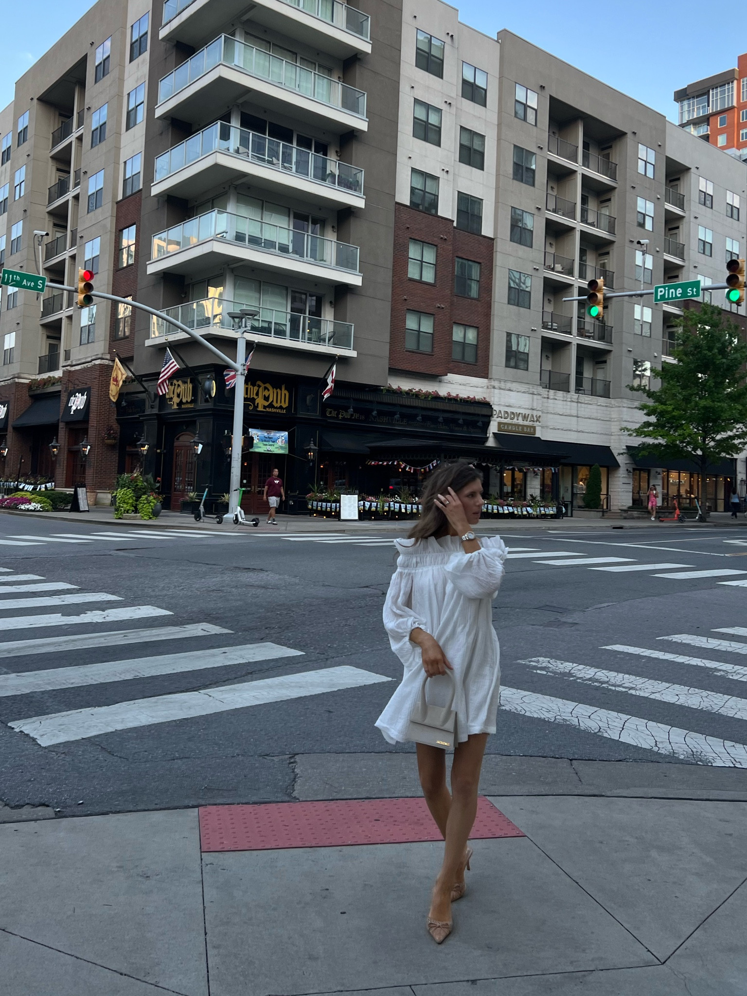 This dress chefs kiss 🤌🏻

#LTKStyleTip #LTKSummerSales #LTKFindsUnder50