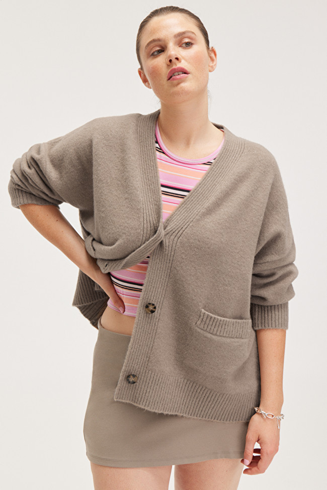 Relaxed knitted cardigan | Monki