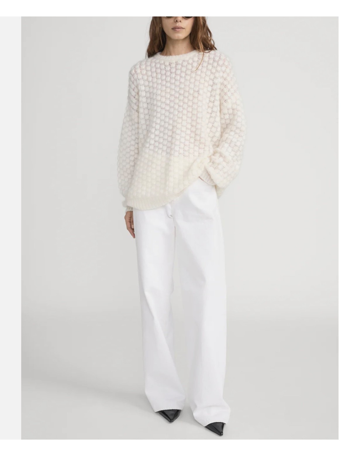 Sweater is so beautiful and perfect for transitional weather. 25% off now

#LTKSaleAlert #LTKgrwm #LTKootd