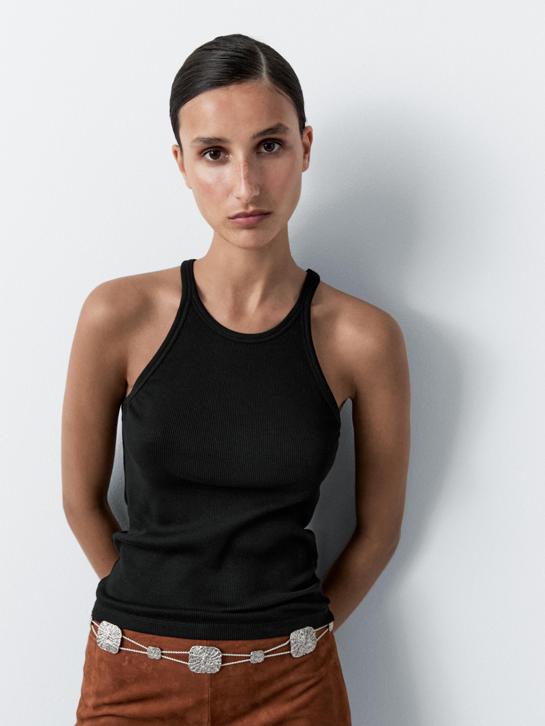 Textured medallion chain belt | Massimo Dutti UK