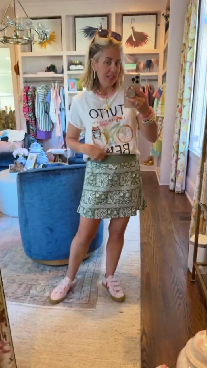 This is how mix and madness does athleisure! This shirt is so good with the built in shorts and you are going to style this graphic tee 1000 ways. I’m in xs in both and 8 sneaker. 

* Use Catherine20 on my new bracelet stack and necklace 

#LTKOver40 #LTKmomlife #LTKdayinmylife