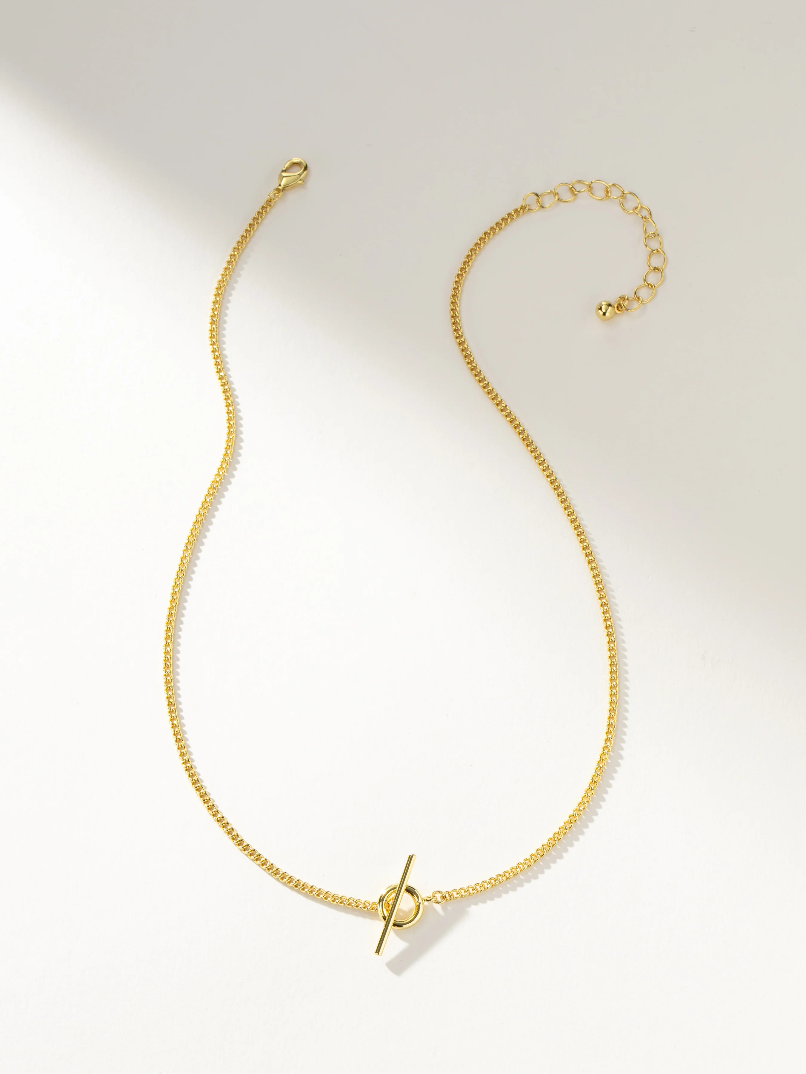 Captivate Simple Chain Necklace in Gold | Uncommon James | Uncommon James