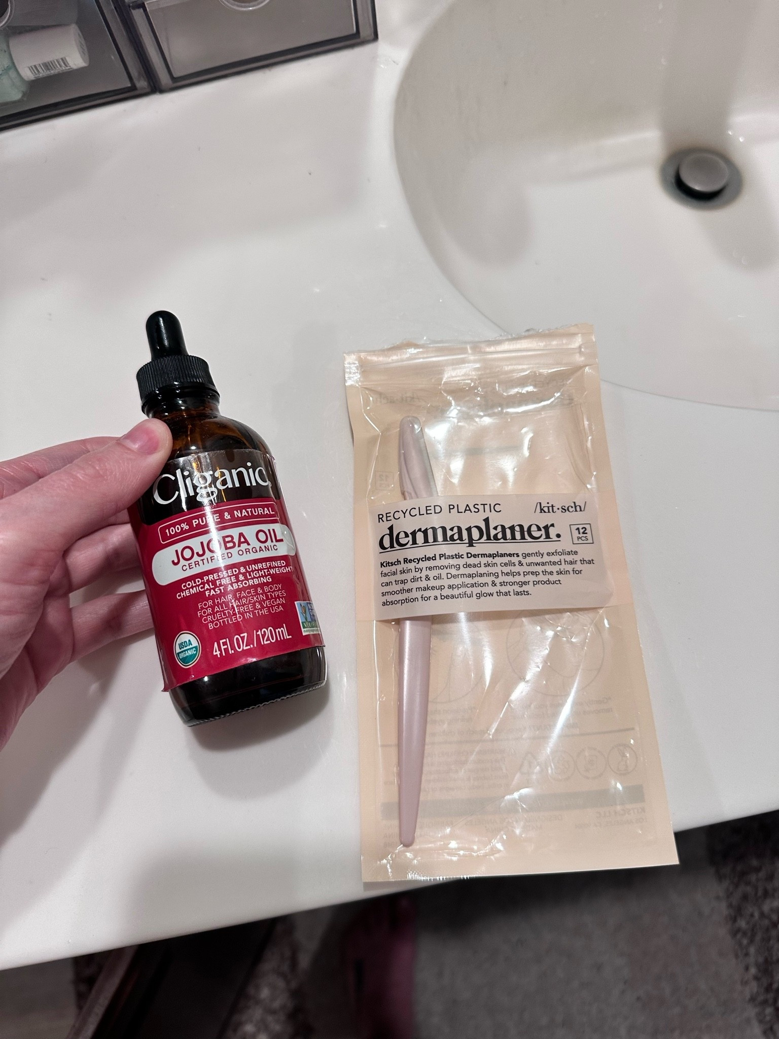 Dermaplaning beauty products for face

#LTKBeauty #LTKmomlife #LTKselfcare