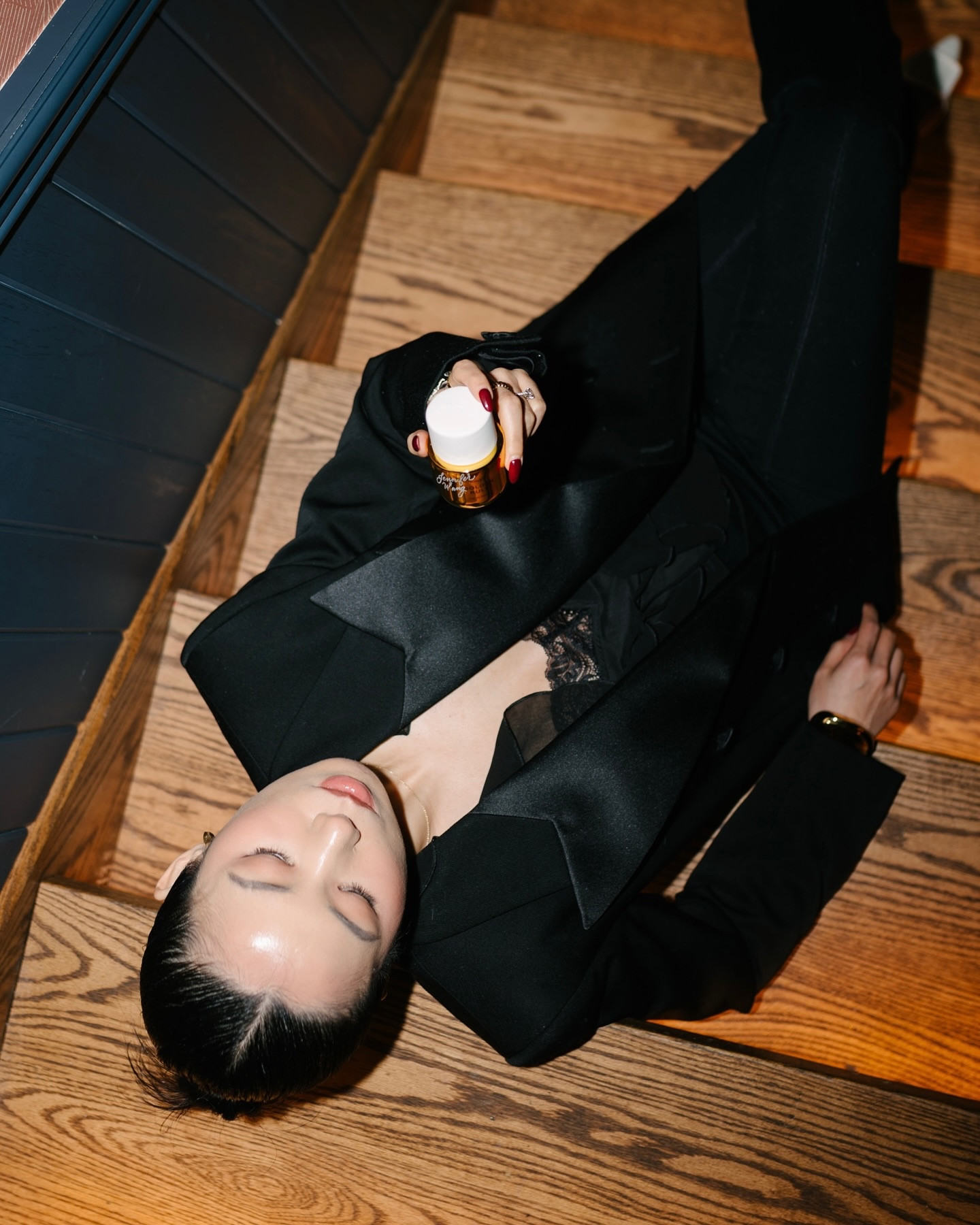 Beautiful golden evening celebrating @phlur @chrisellelim new fragrance Golden Rule: both warm and bold; energetic mandarin and sultry pink pepper harmonize with velvety coconut milk and rich vanilla cream, nestled in the addictive wake of jasmine and orange flower. Available at Sephora now!

📸: @mango_collective_ @sergiomazzaferro 

#goldenrule #phlur #phlurgoldenrule