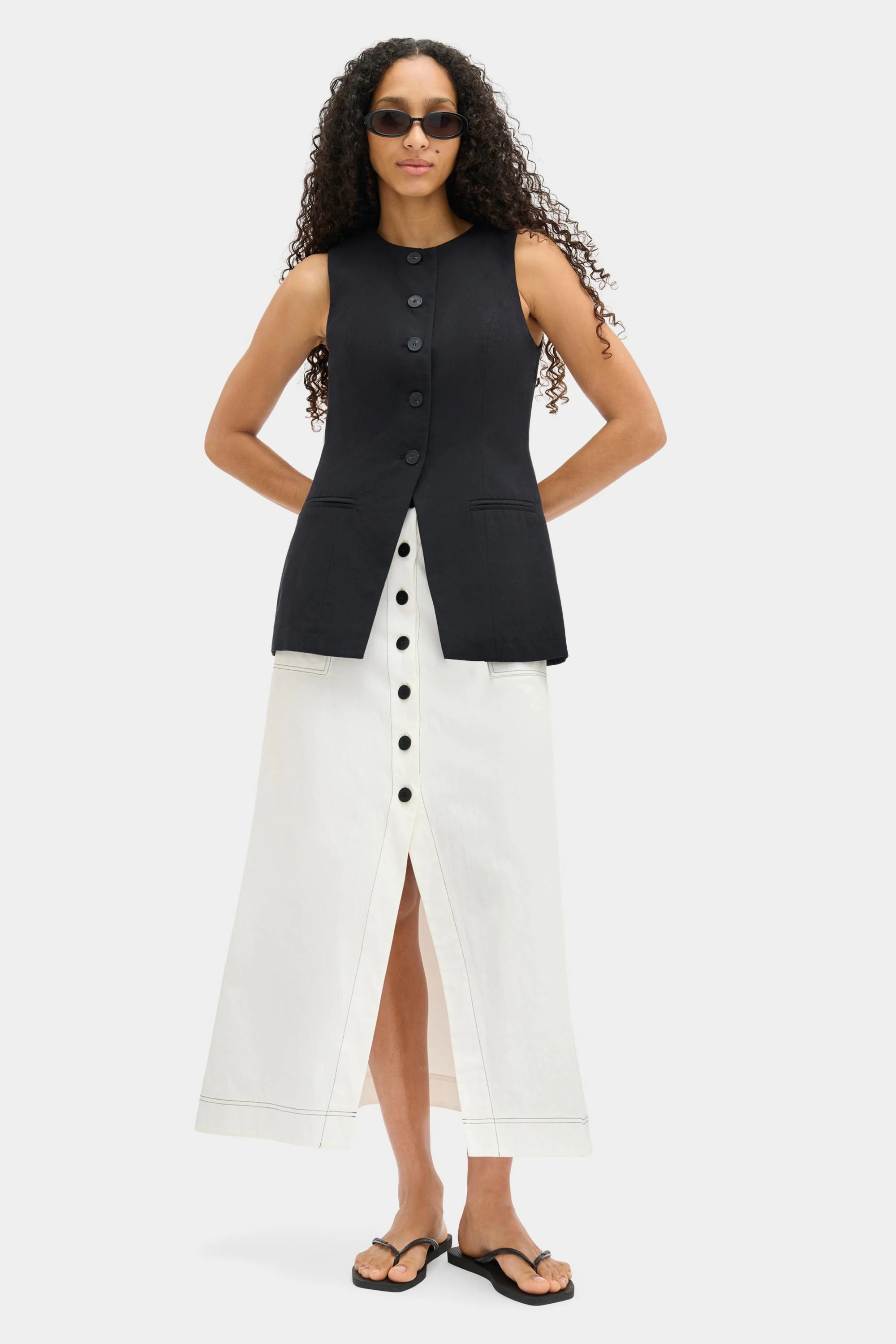 ALIGNE Linen Waistcoat - Black | Leo | ALIGNE UK & EU