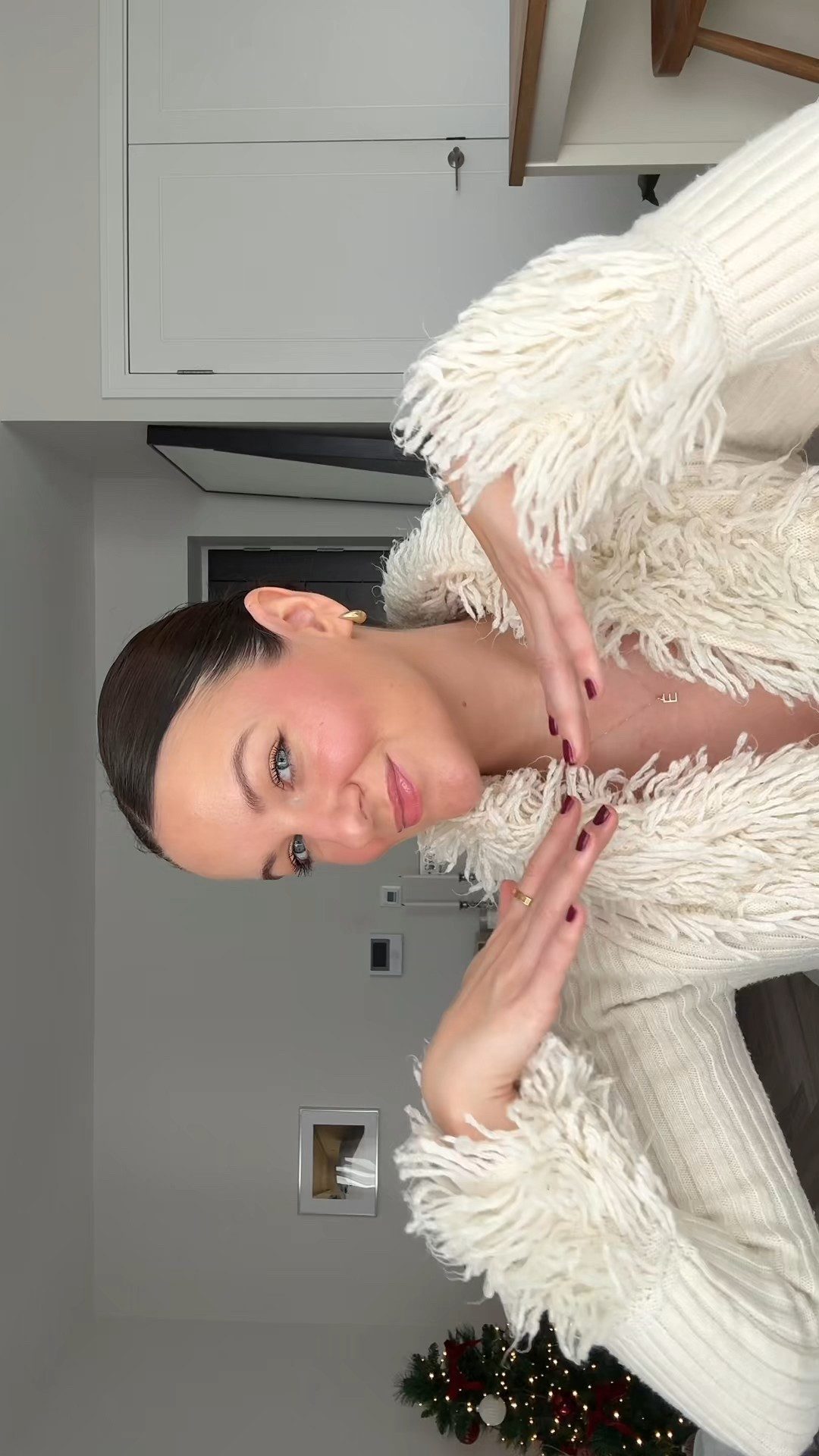 My berry festive makeup look with Giorgio Armani *includes gifted items 

Luminous silk foundation in 3.5
Eye tint in 22M Cashew & 67S Sparkle 
Luminous Silk Cheek Tint in 65 Intense Berry 
Vertigo Lift Mascara in 1 Black
Prisma Glass Icy Plumper in 34 Frozen Candy 

#LTKbeauty #LTKfestive #LTKeurope