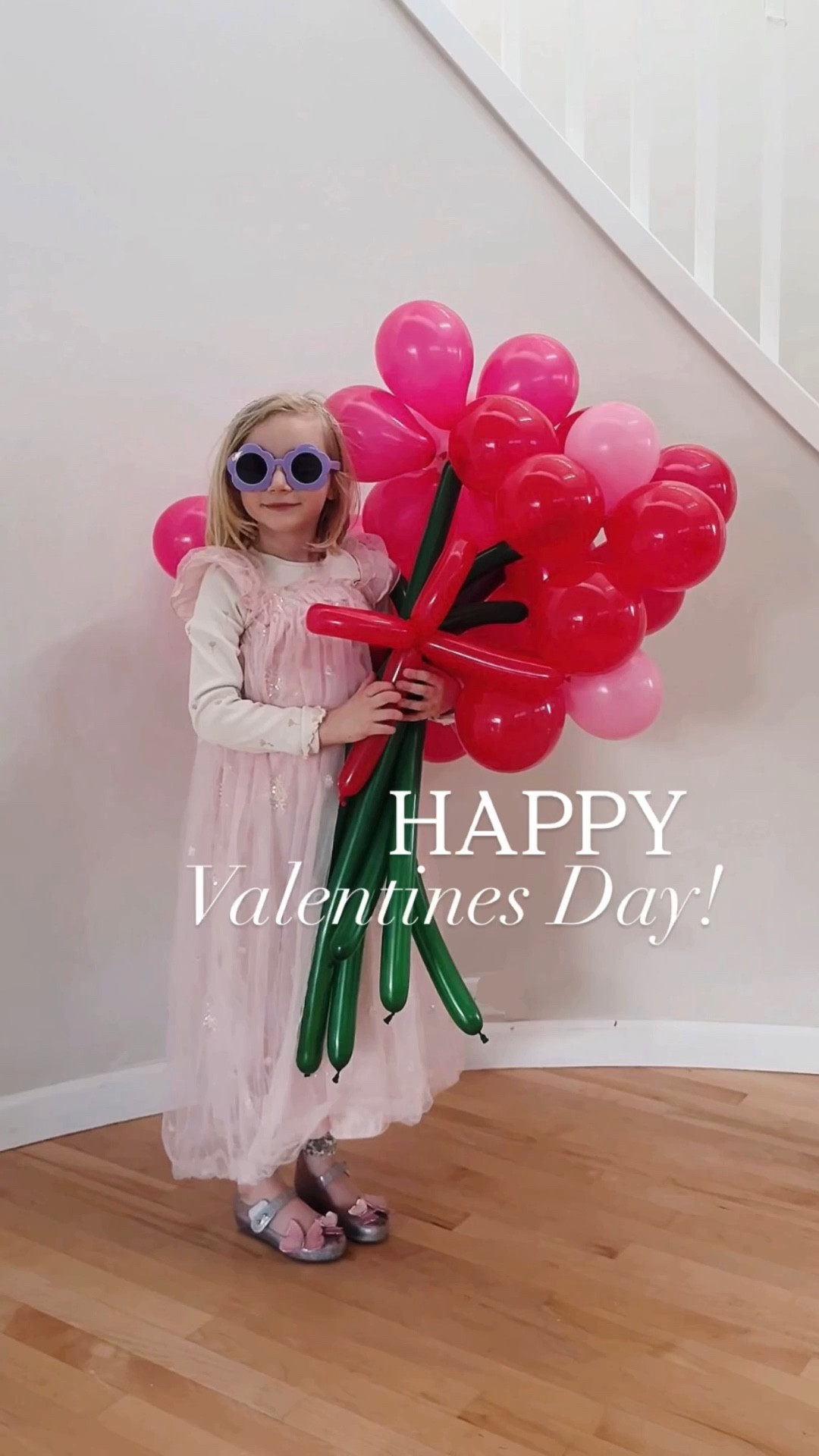Happy Valentines Day flower bouquet (virtual) photo for family 

#LTKKids #LTKValentine