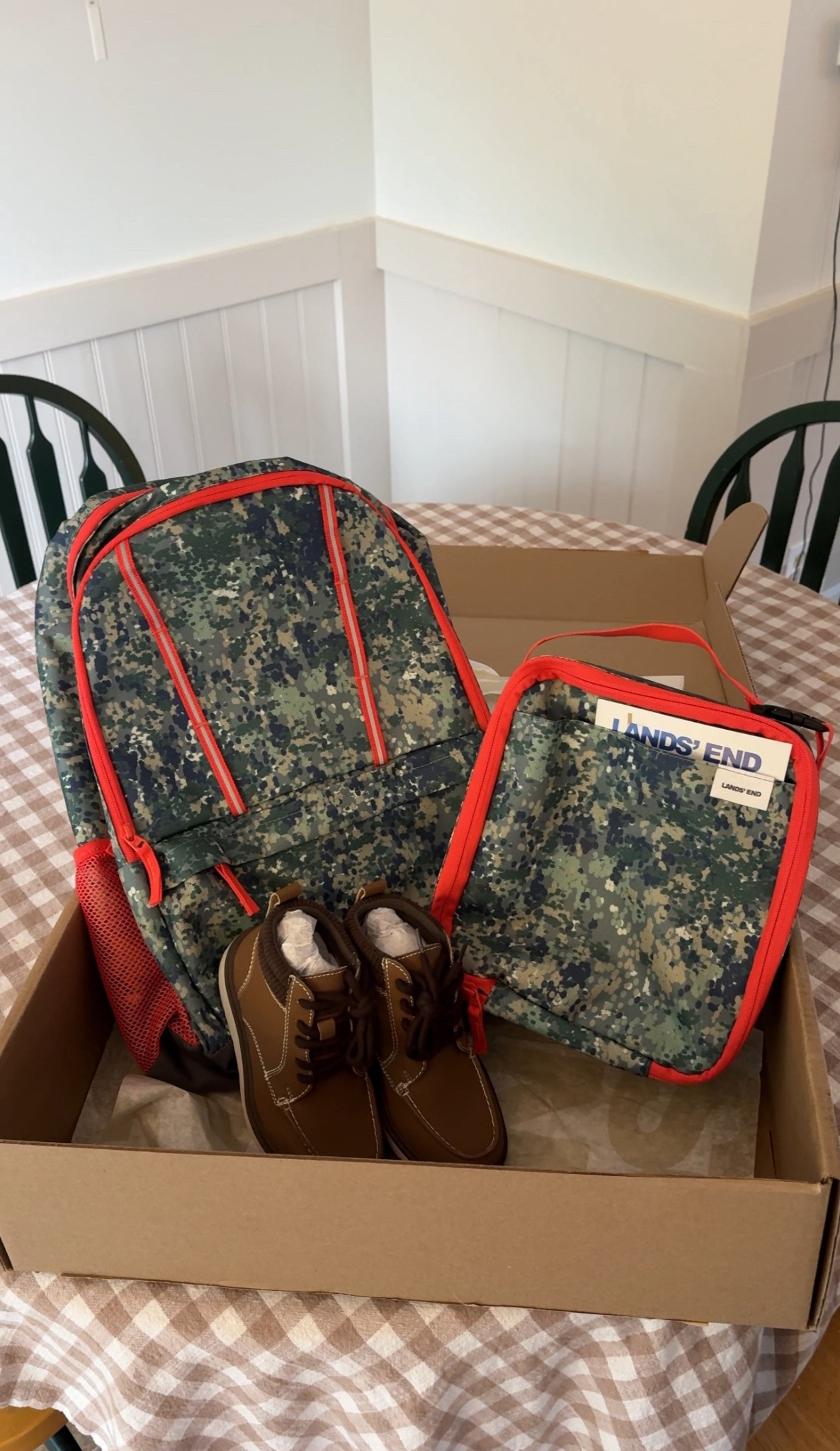 Back to school with Lands End! Shop their summer sale now and get up to 70% off!! 