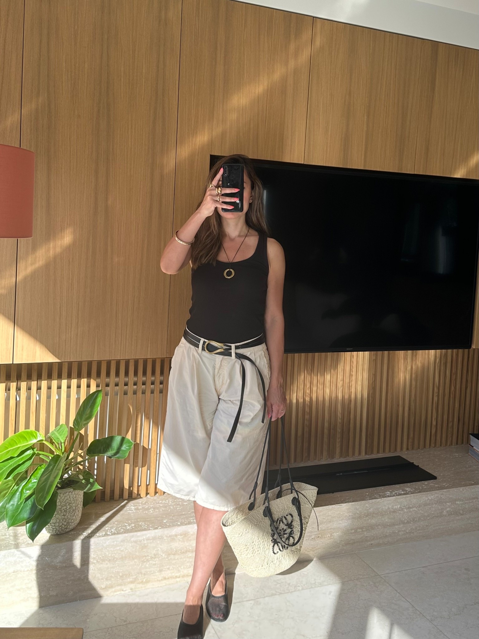 Outfit details
#zara #zarawomen #bermudashorts

#LTKSummerEdit #LTKFindsUnder50 #LTKFindsUnder100