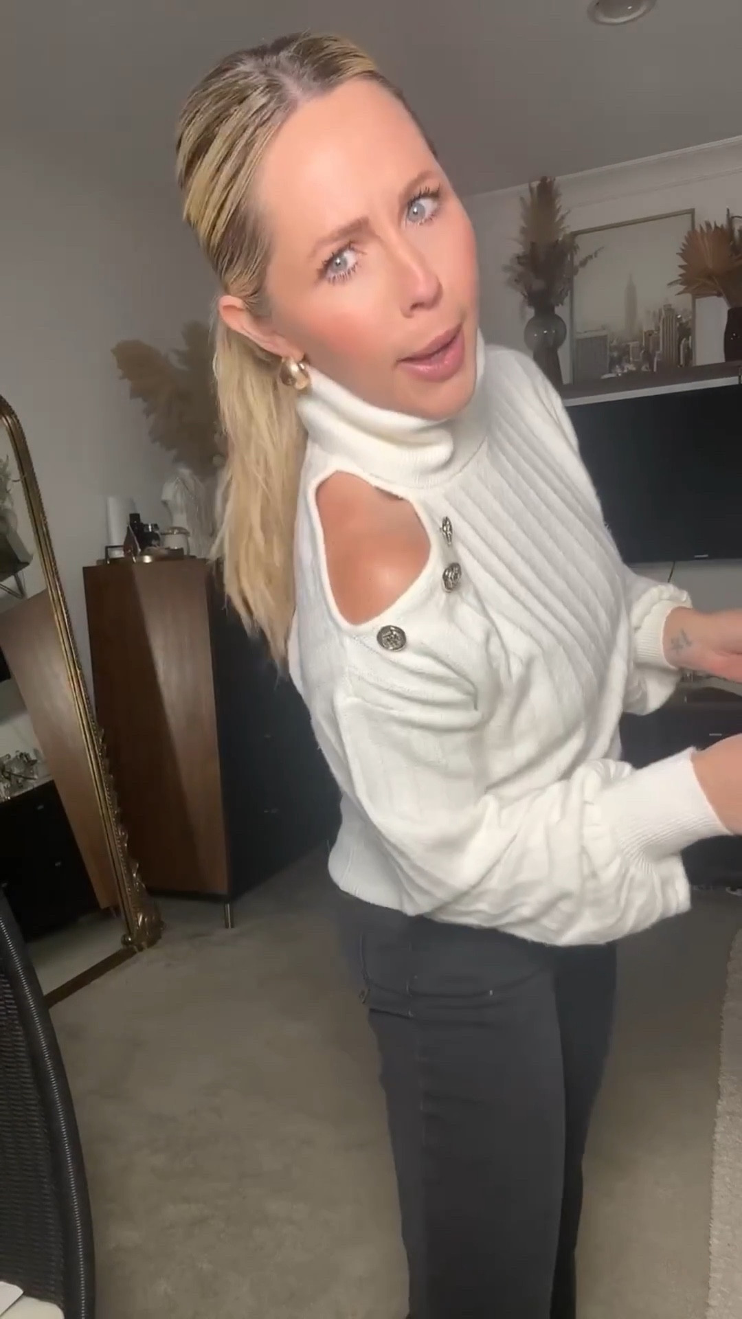 If this doesn’t give you some rich, Caroline Kennedy vibes then I don’t know what will 🔥

When I saw someone wearing this on TikTok, I just had to have it! It’s giving classy, but ooohh look at that shoulder! And it’s on sale?! AND it’s under $15?! Take my money 💸 it’s also in black and I’ve linked both!

#winterfashion #datenightoutfit #shoecrush #walmartfashion #LTKFindsUnder50

#LTKstorytime #LTKSeasonal