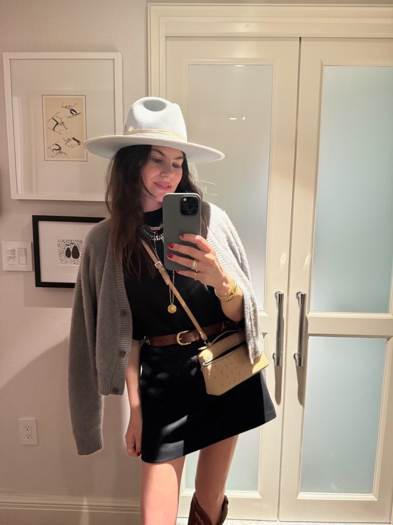 What I wore in Colorado!!


Women’s fashion, summer fashion, summer styles, summer outfits, summer outfit inspo, fall fashion, fall styles, fall outfit inspo, trendy fashion, chic style, Colorado outfit inspo 

#LTKSeasonal #LTKOver40 #LTKStyleTip