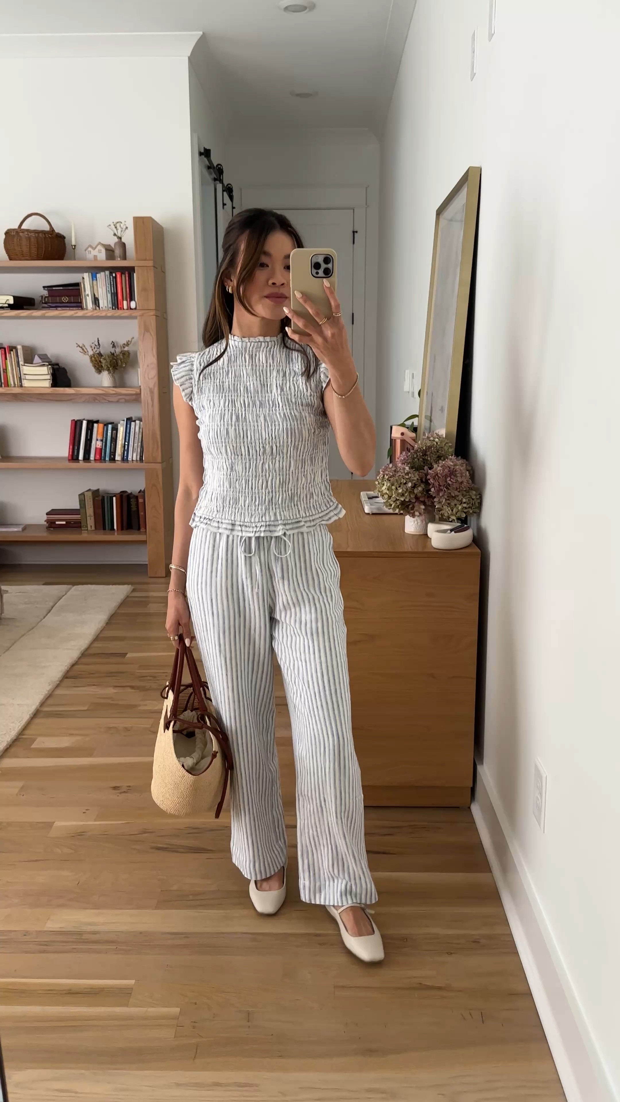 Sizing info:
•Top size XS
•Pants size XXS short 


petite fashion, get dressed with me, outfit inspiration, ootd, nashville outfit, Nashville influencer, petite style, vacation style, casual outfits, mom style, petite pants, spring outfits, spring outfit info, spring pants, spring outfit idea, spring top, spring bag, spring shoes,  
@abercrombie 
 

#LTKPetite #LTKootd #LTKmomlife