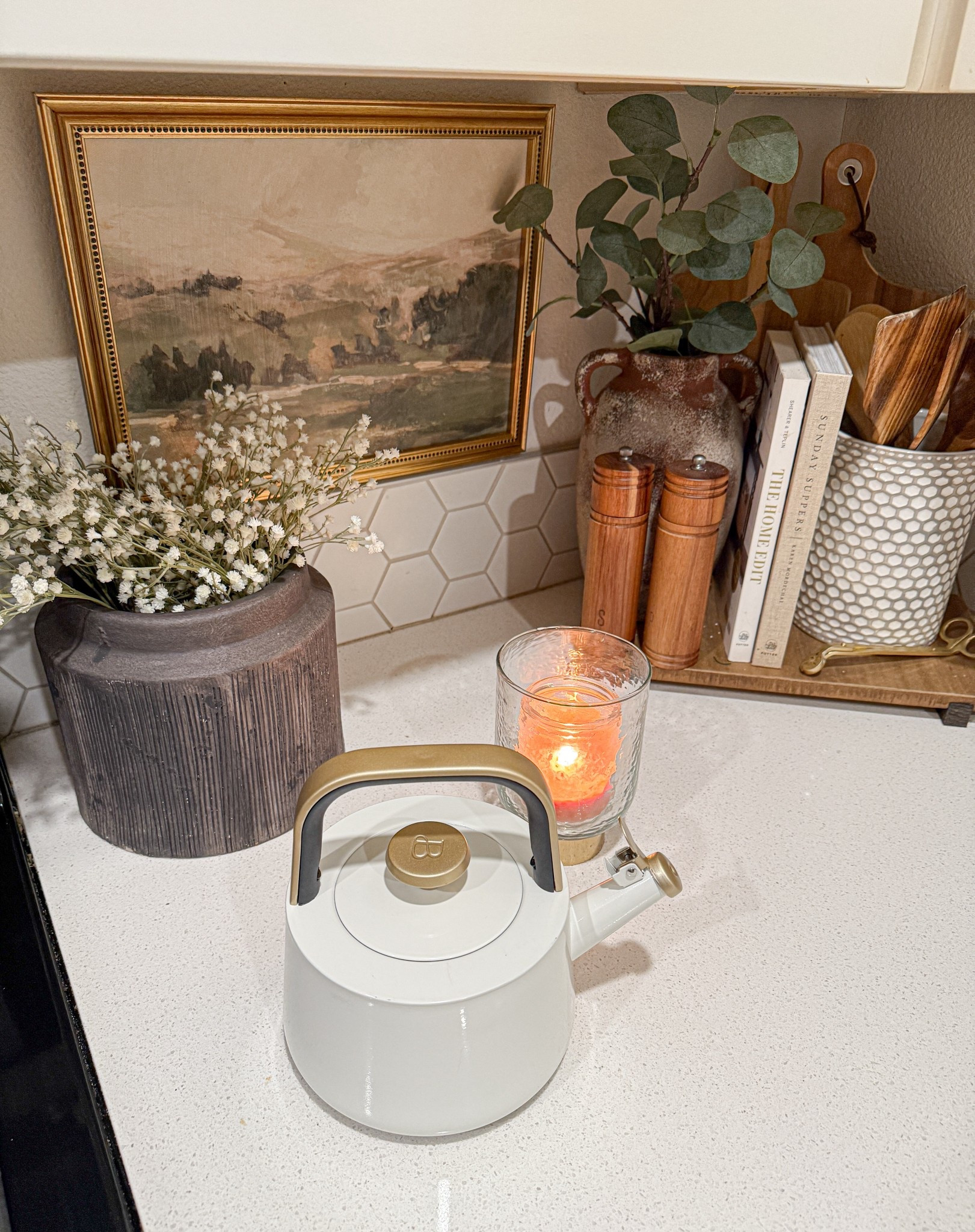Tea kettle 🤍 


#LTKHoliday #LTKHome #LTKdayinmylife