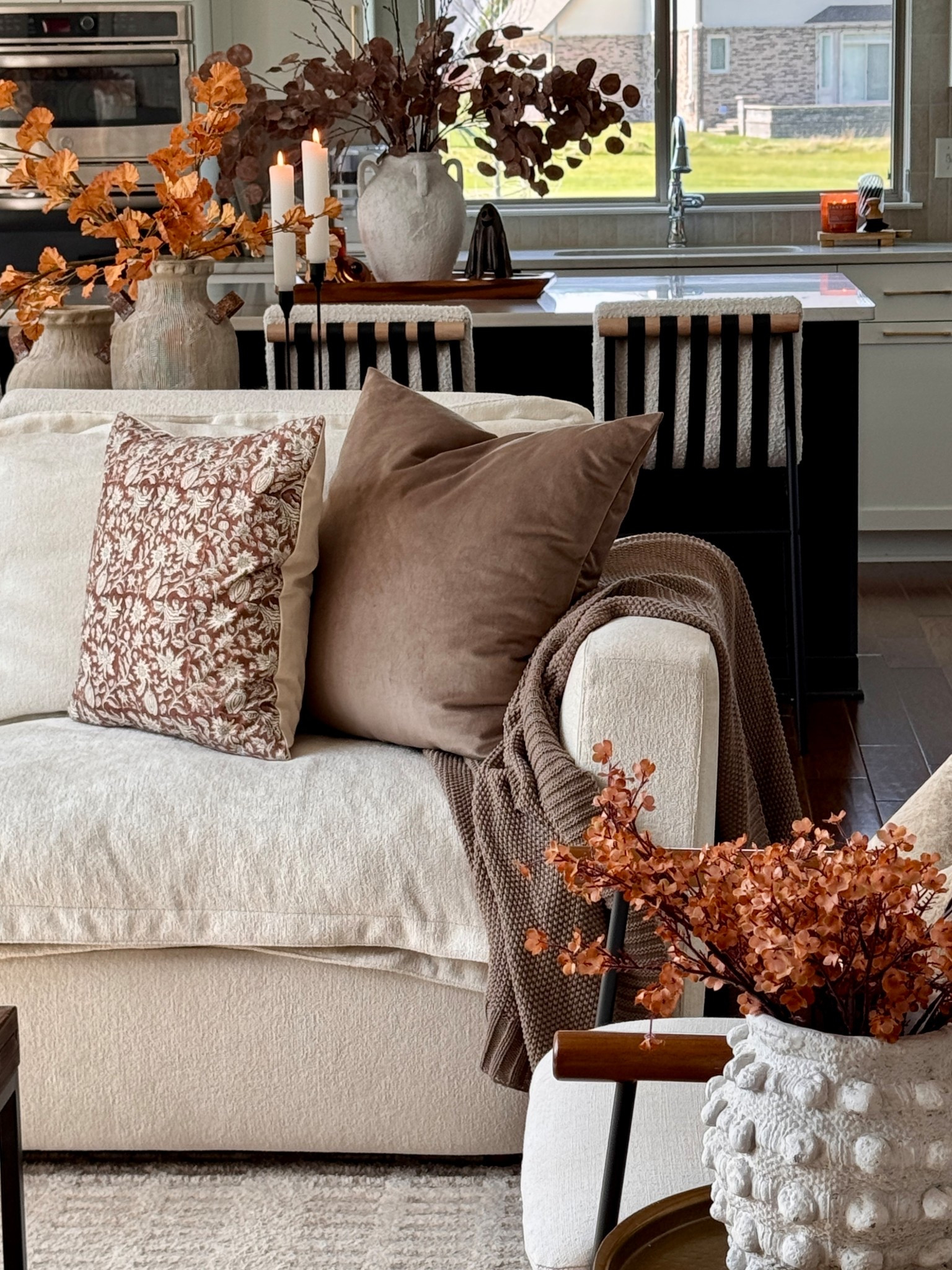 Fall Views 🍂 

#LTKHome #LTKSeasonal #LTKSaleAlert