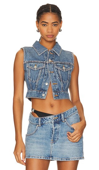 Shrunken Trucker Vest in Vintage Medium Indigo | Revolve Clothing (Global)