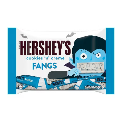 Hershey's Cookies'N'Crème Fangs Halloween Candy Snack Size - 9.45oz | Target