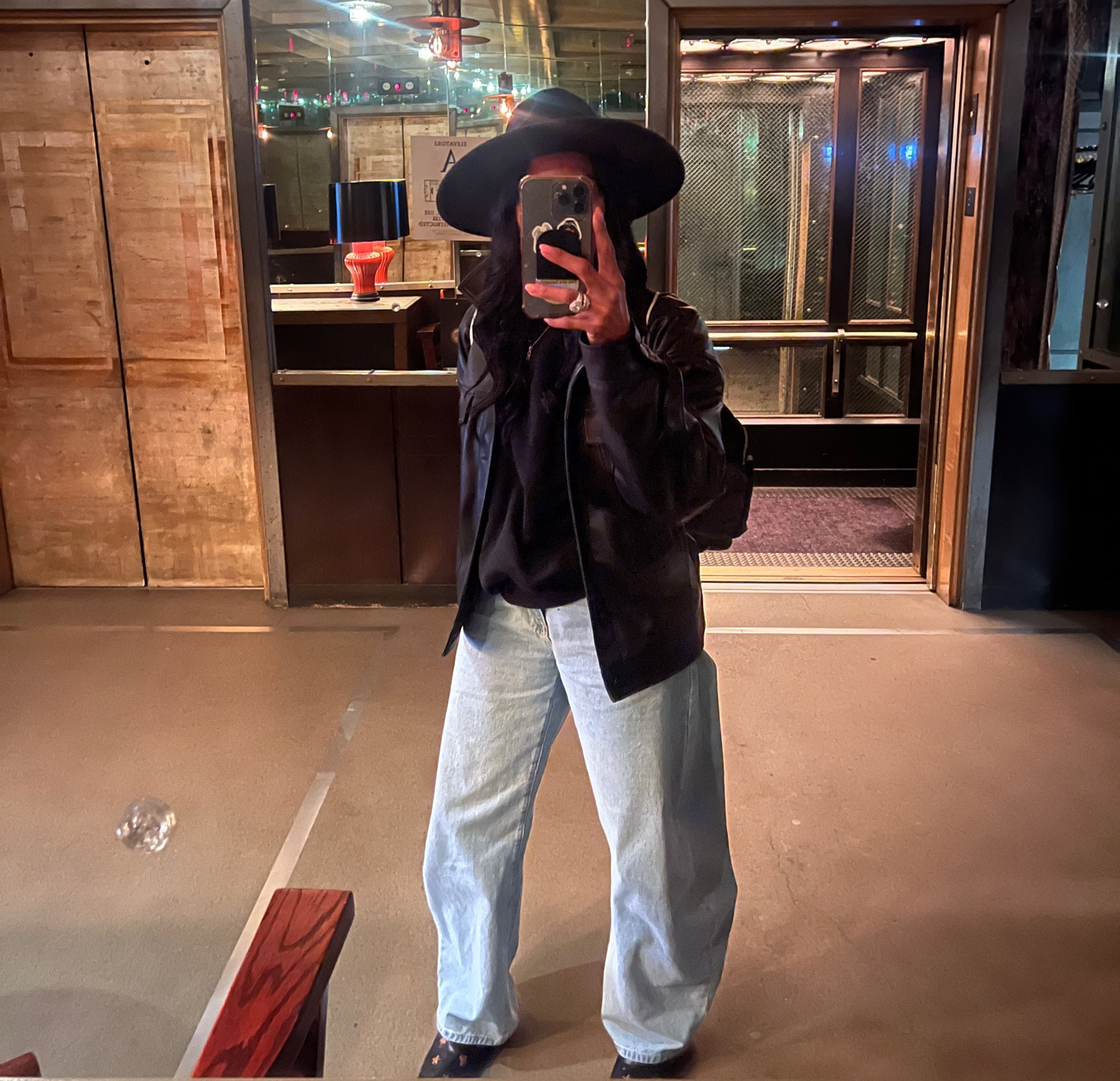 It’s all in how you wear it. #amazonfinds #horseshoejeans #jeans #falloutfits #winteroutfits

#LTKStyleTip #LTKFindsUnder100 #LTKOver40