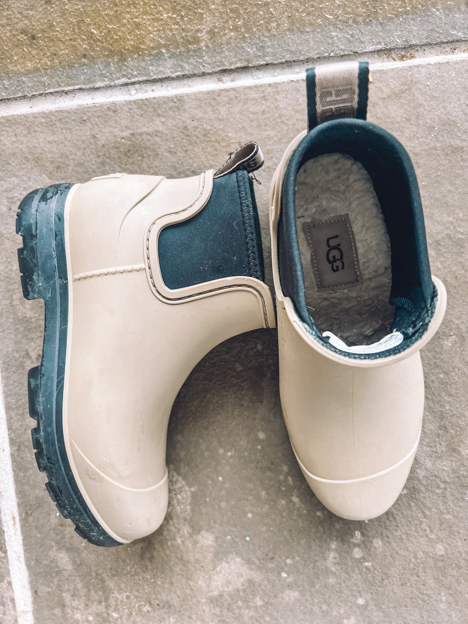 #rainboots #ugg #uggboots

#LTKshoecrush #LTKfindsunder100 #LTKover40