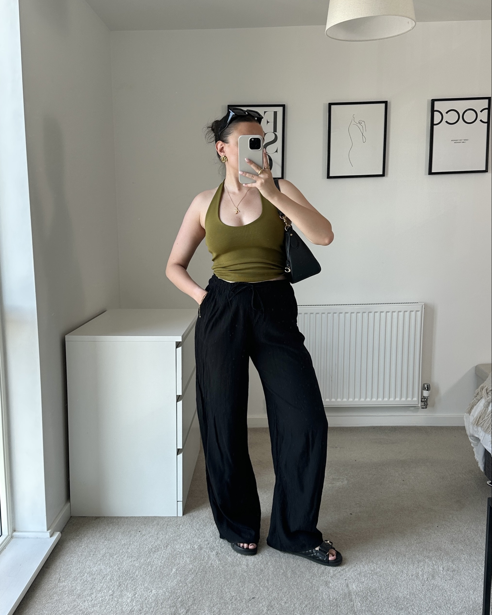 Heatwave outfits (all tops are the same in different colours) x

#LTKuk #LTKstyletip #LTKsummer