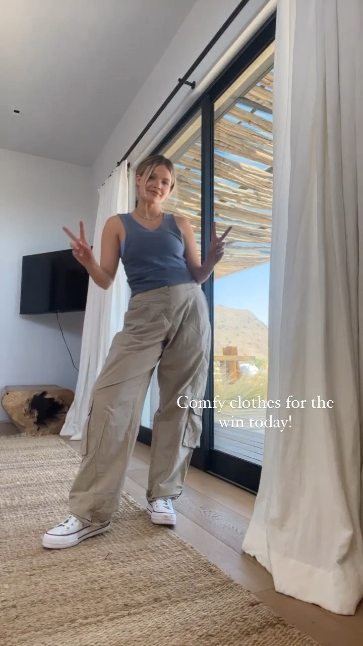 Cargos are my go-to outfit option when i’m traveling or dropping off the kiddos. These cargos are so comfortable and there are similar ones on sale right now! Shop my #LTKSale favorites. 

cargo pants l sale l cargo sale l comfy

#LTKsalealert #LTKSale