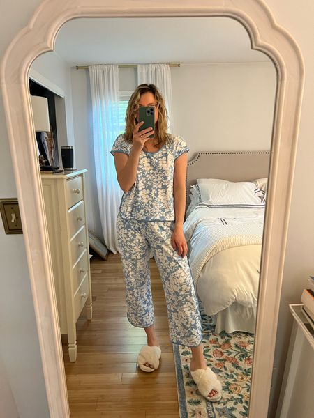 LAKE pajamas are my favorite and they would make the perfect Mother’s Day gift! 🤍💙💐

#LTKstyletip