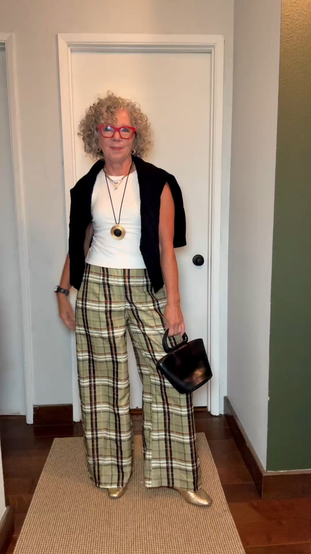 Fun styles that aren’t jeans ❤️