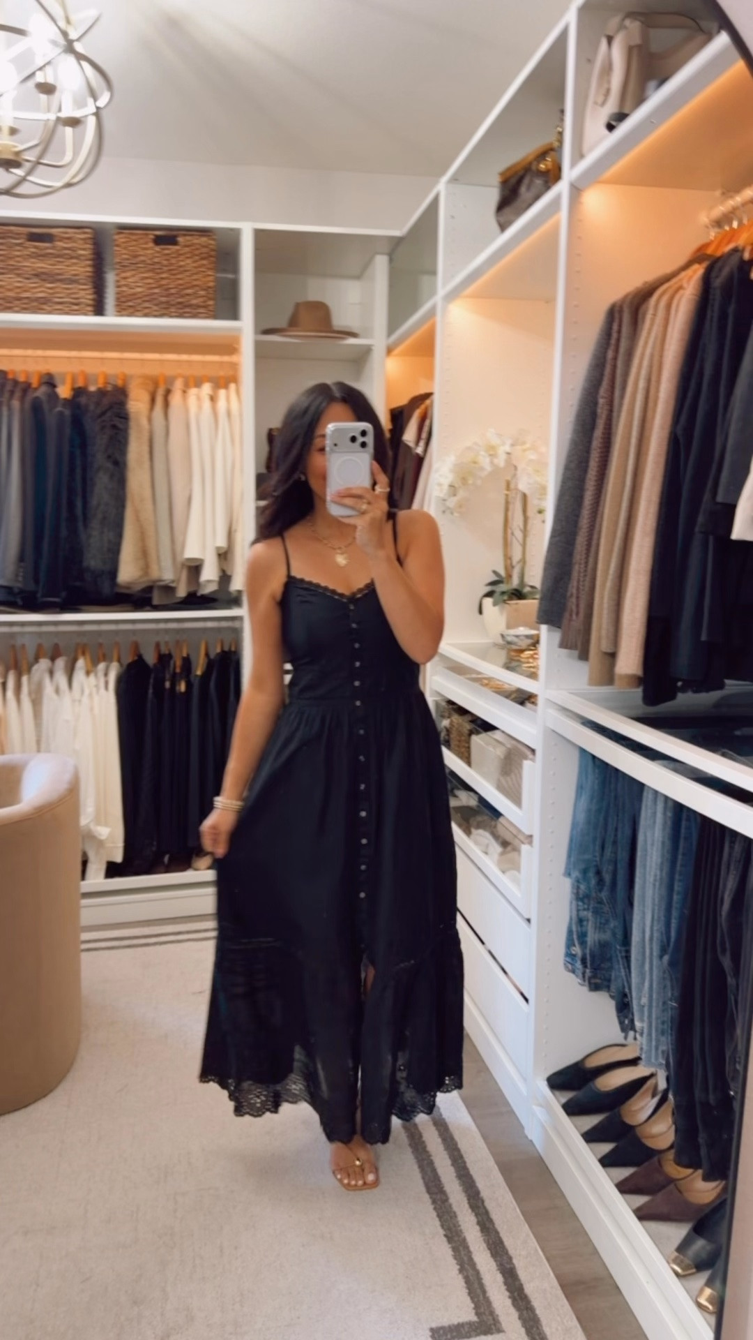 Such a great dress and 40% off⭐️ fits TTS- love the flow- perfect for warm weather ☀️

#LTKootd #LTKOver40 #LTKSaleAlert