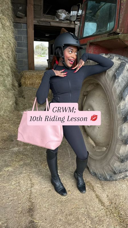 I’m wearing a size US 2/UK 6 in the leggings and jacket! ❤️

Equestrian fashion outfit - horse riding lesson number 10 🌹

Esther xoxo