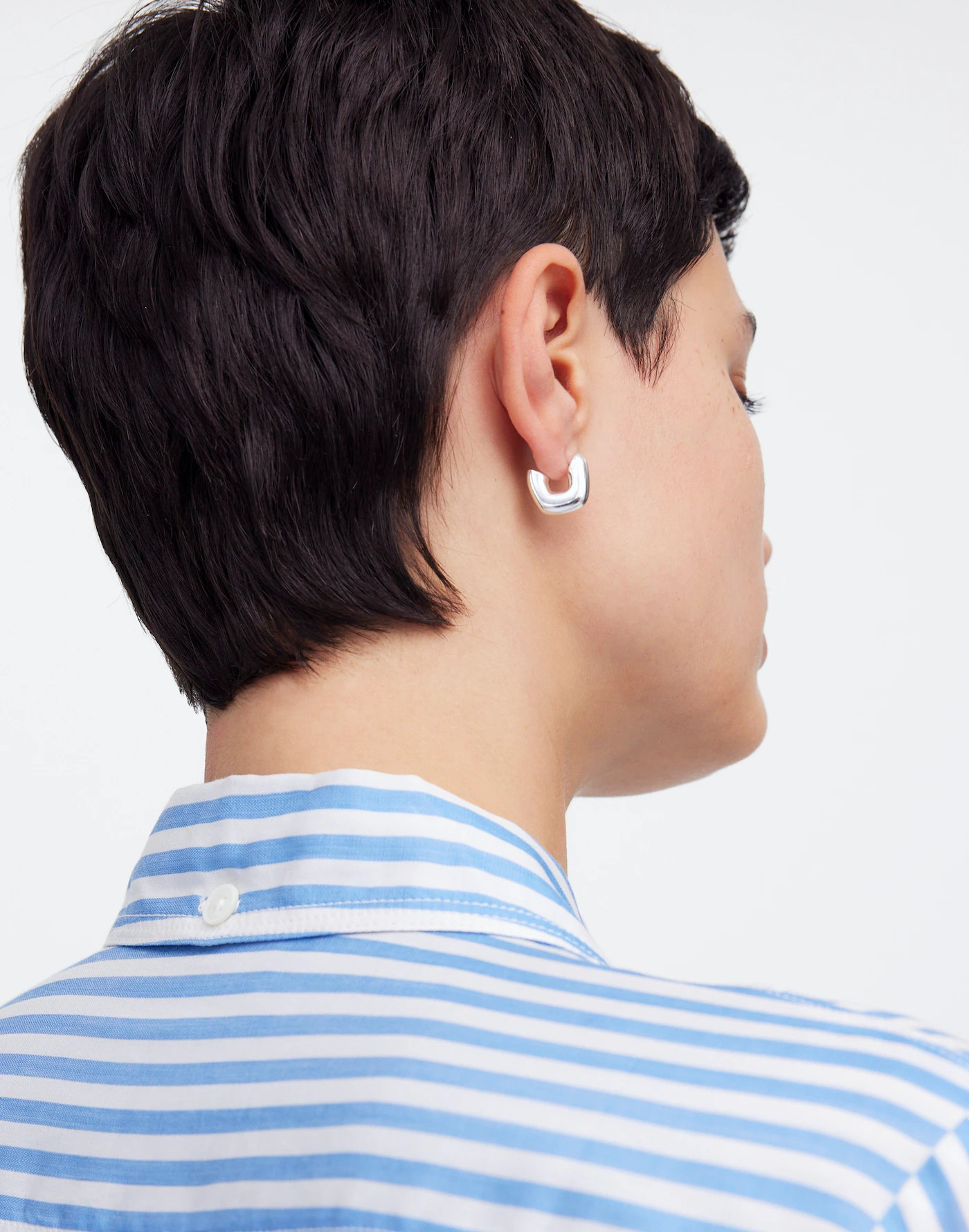 Sculptural Huggie Hoop Earrings | Madewell | Madewell