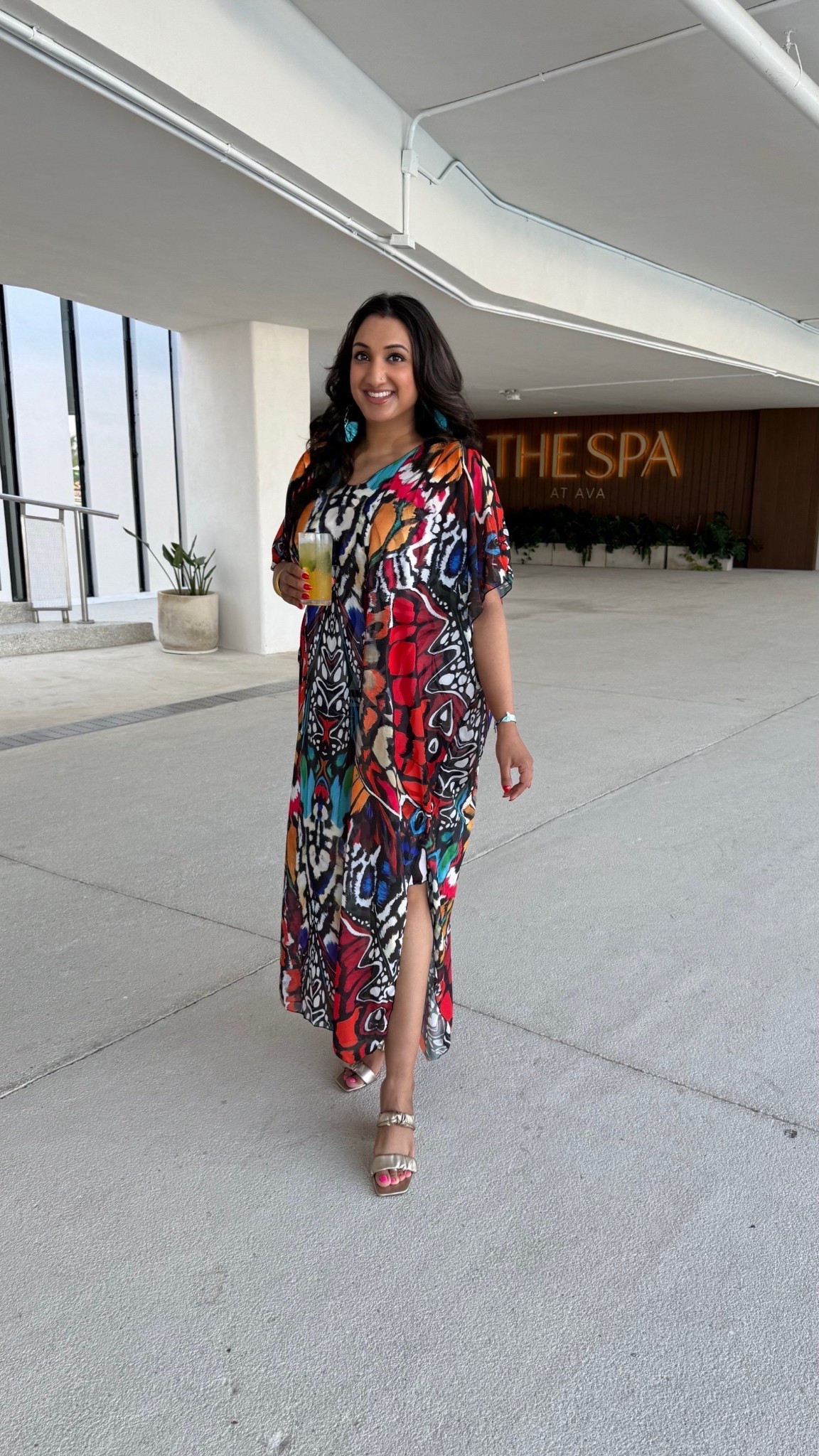 ✨🌺 A vibrant maxi is always my go-to for poolside lunches, spa days, and warm-weather vacations. Linking this colorful look for your next getaway.
#resortwear #LTKresort #vacationstyle #resortstyle #LTKtravel


#LTKootd #LTKTravel #LTKFindsUnder50