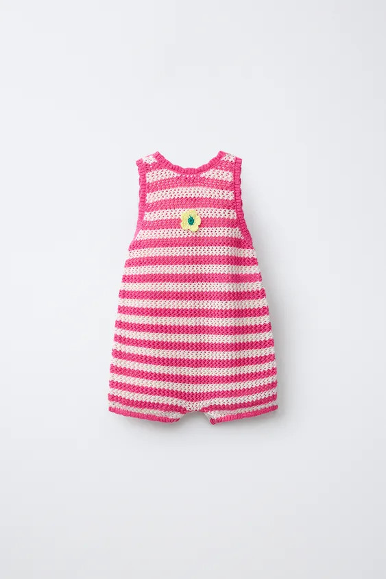 SHORT STRIPED KNIT DUNGAREES WITH FLOWER PATCH | Zara UK
