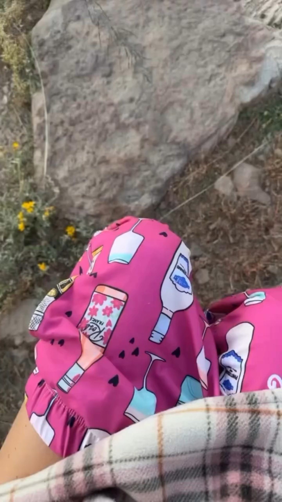 loook at da mooooon!!! speaking of which, she’s gonna be a FULL moon 🌕 and a PINK MOON at that on 4/1 so don’t forget to get outside and check out la luna on Wednesday night my beautiful people 🌸🩰💖

also, here’s your friendly reminder that the world isn’t all as bad as it seems so don’t forget to go out and look for the beauty today, and if you can’t find any, be the magic and 💫make some💫 … love you guys!

#campinglife #getoutsidemore #pinkmoon #fullmoon #mondaymotivation