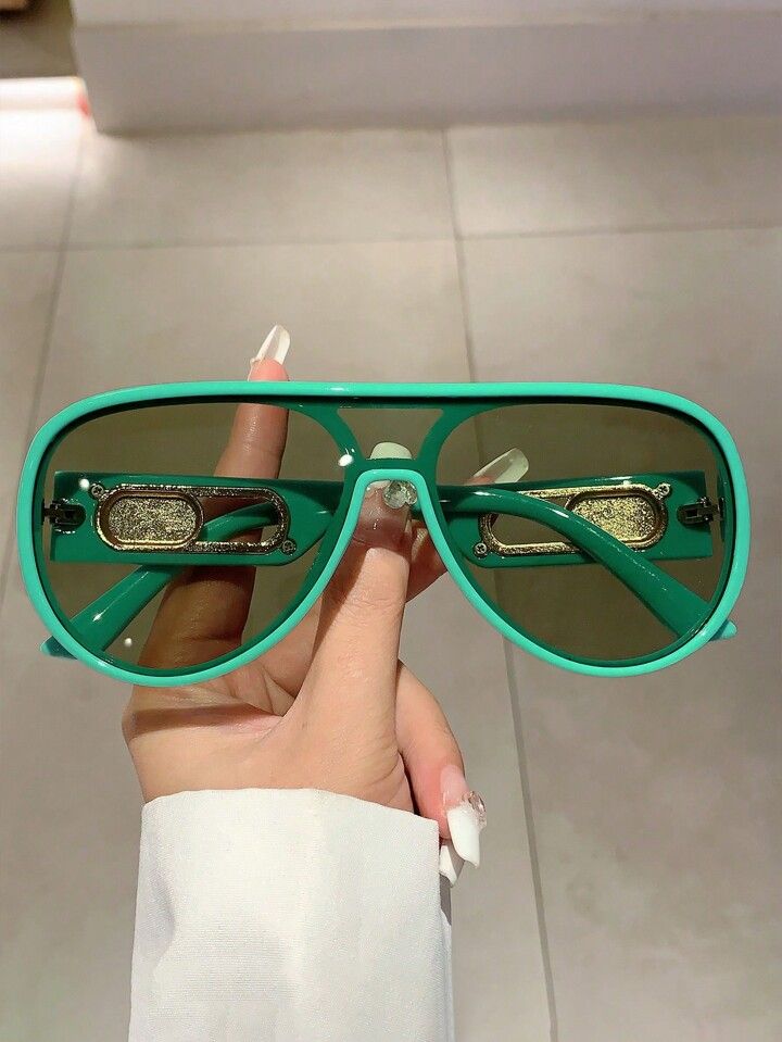 1pc Women's New Oversized Shield Sunglasses With Full Rim, Fashion Trendy Decorative Eyewear | SHEIN
