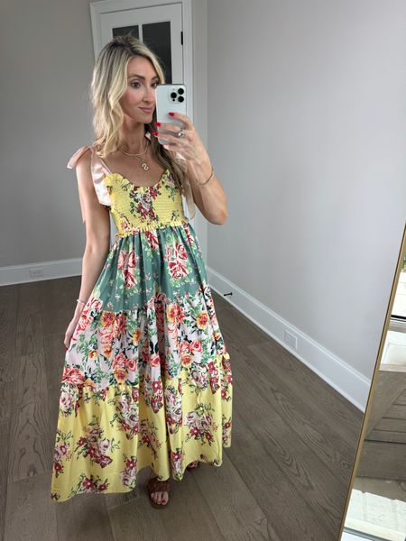 How perfect is this dress for family photos! Sharing the rest of this Amazon haul tomorrow but I just had to put this on! A great Summer vacation outfit option 

#LTKStyleTip #LTKSeasonal